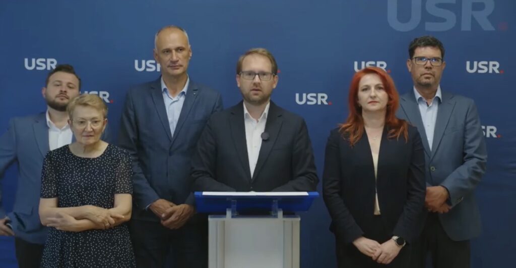 USR îl respinge în unanimitate pe Adrian Veștea. Partidul anunță că nu intră într-un guvern cu PSD