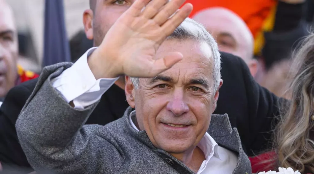 Călin Georgescu, campionul amenzilor electorale. Probleme după celebra campanie cu „zero lei”