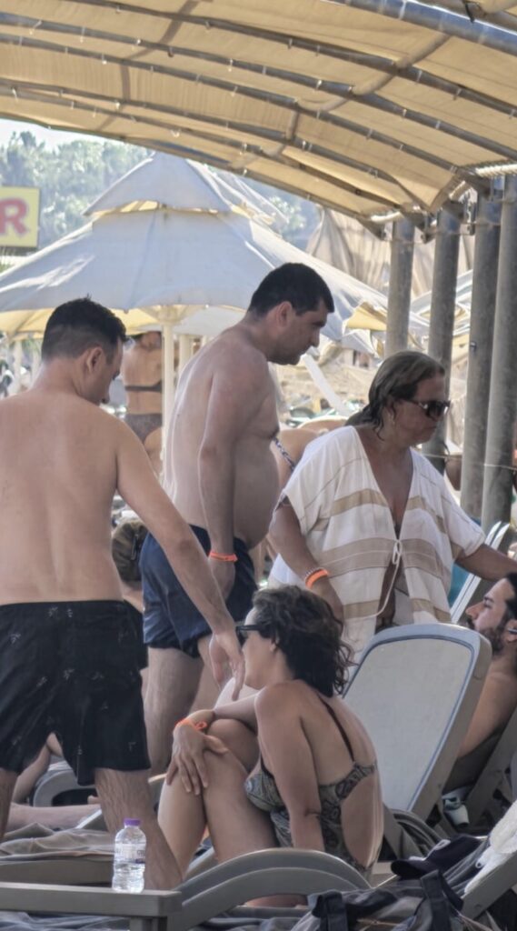 Vacanță de lux pentru ministrul Radu Miruță! A fost surprins la un resort de 5 stele din Turcia. Un sejur pentru două persoane poate ajunge la aproximativ 10.000 de euro